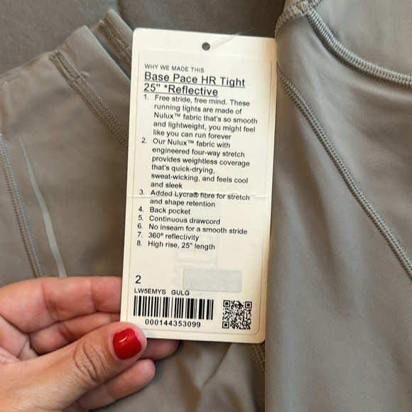 NWT Lululemon Base Pace High-Rise Reflective Tight 25" in GULL GREY - Picture 5 of 8